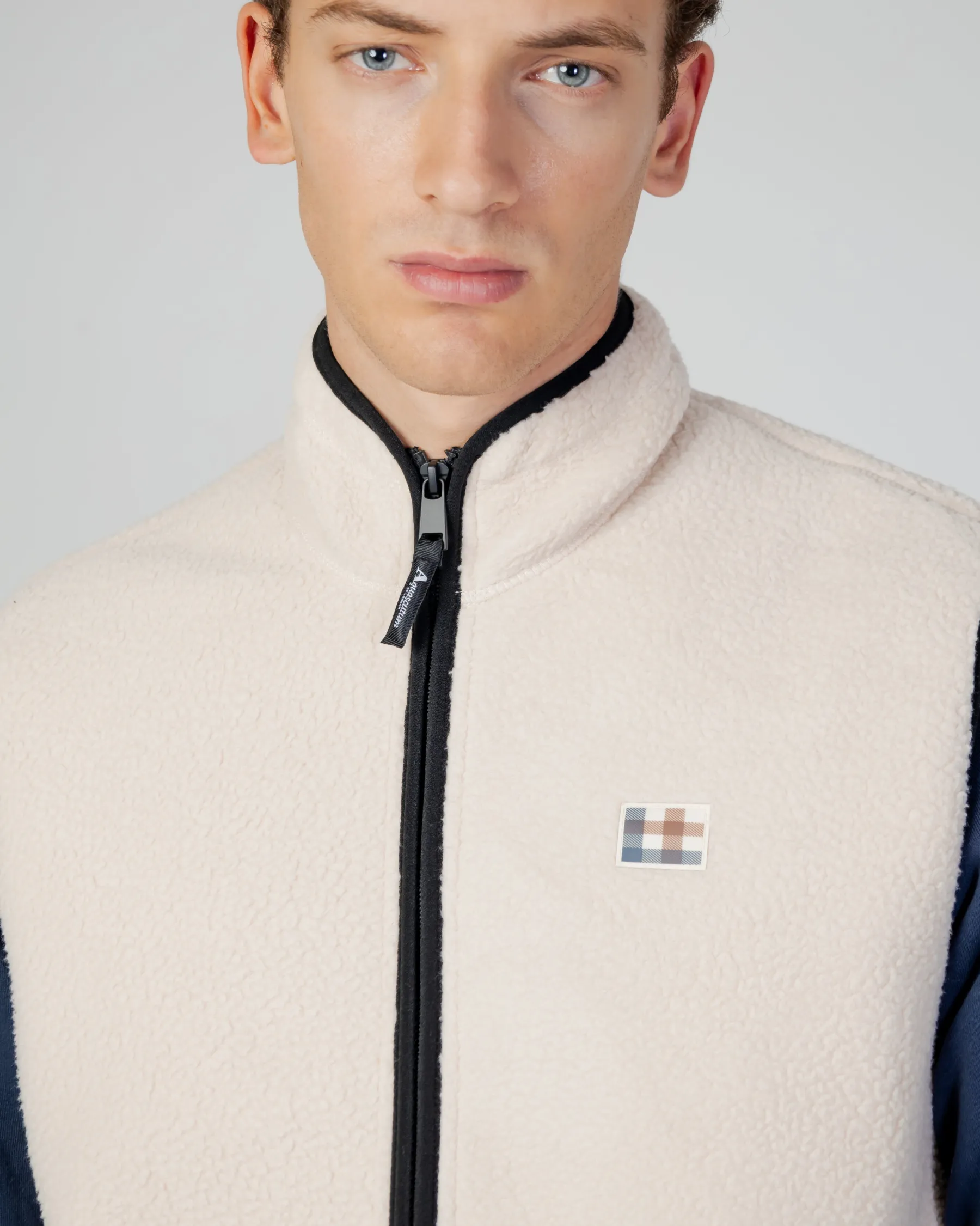 Discount Aquascutum Active Active One Color Sherpa Vest