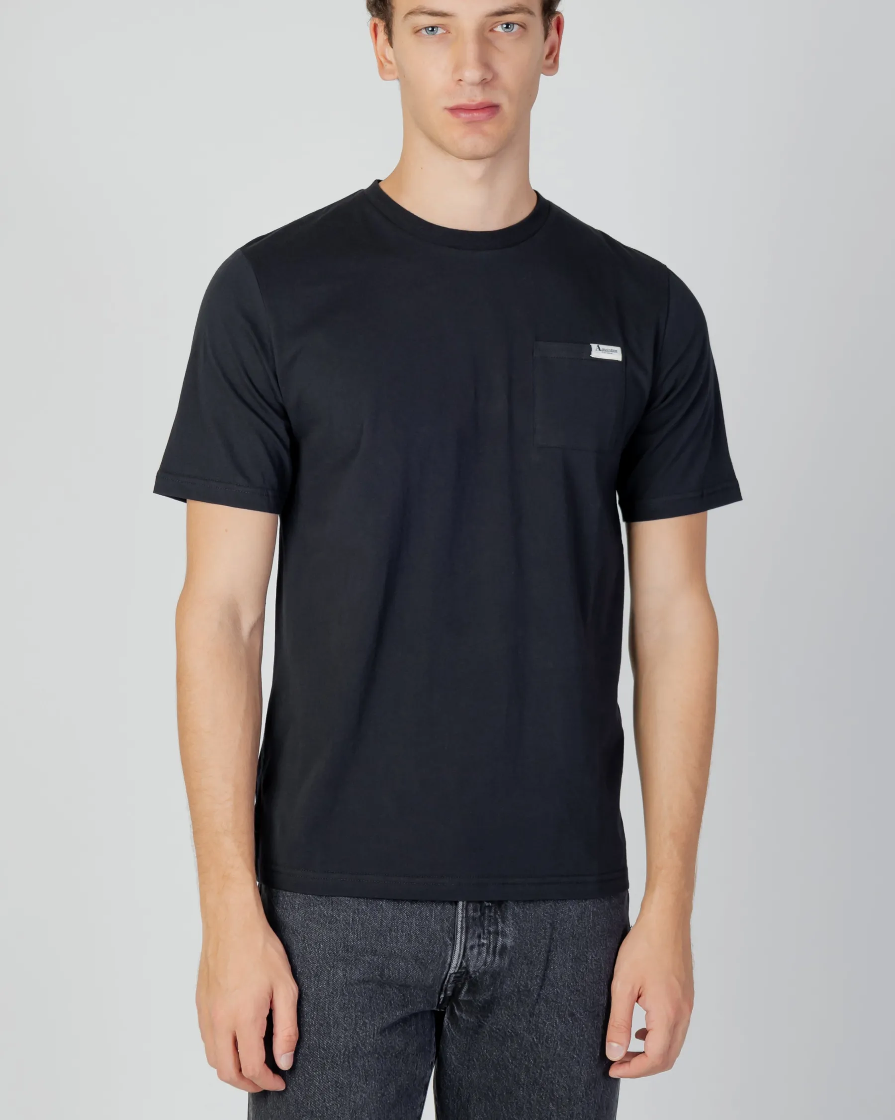 New Aquascutum Active Active Small Logo Pocket T-Shirt