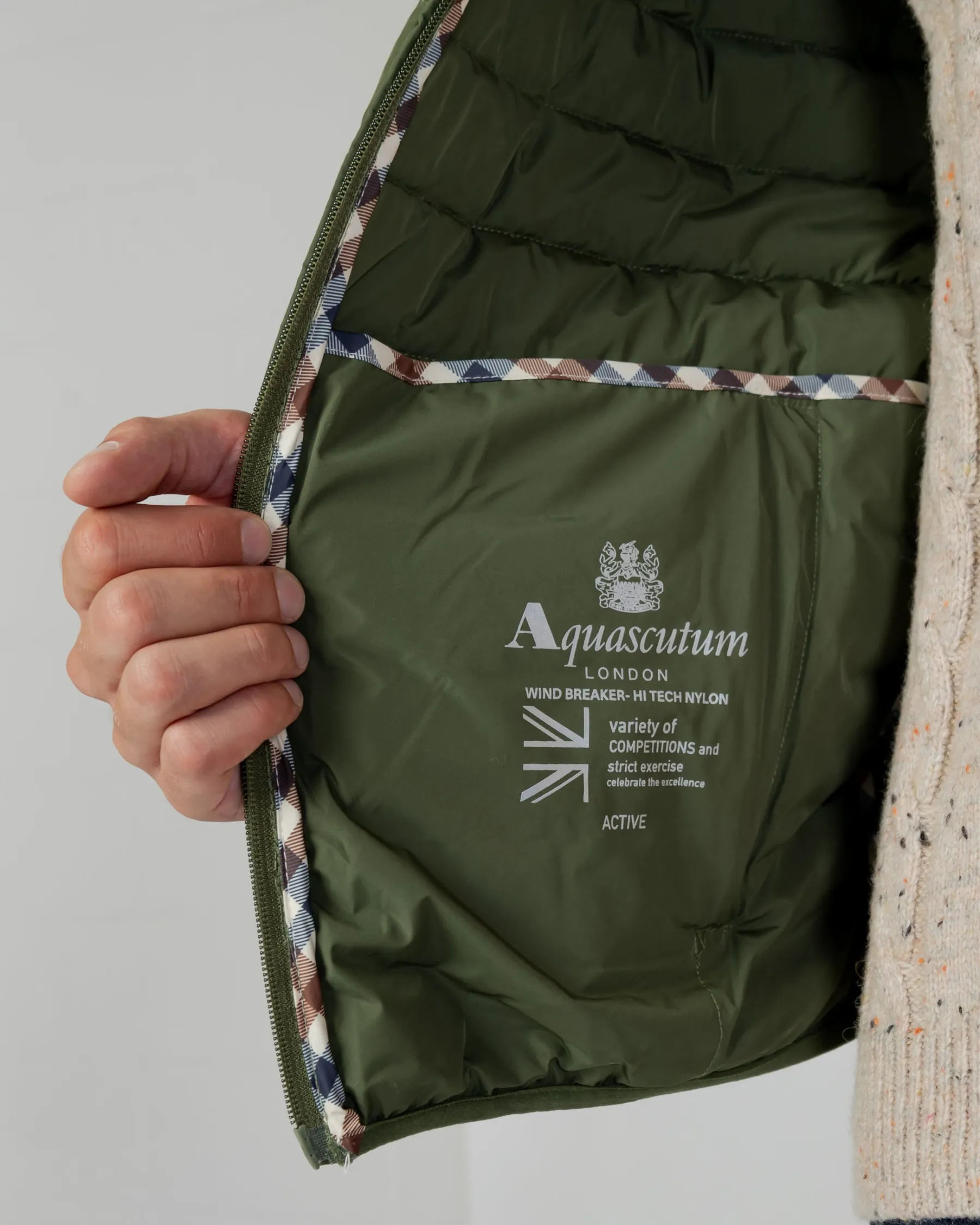Best Aquascutum Active Active100Gr Hooded Jacket